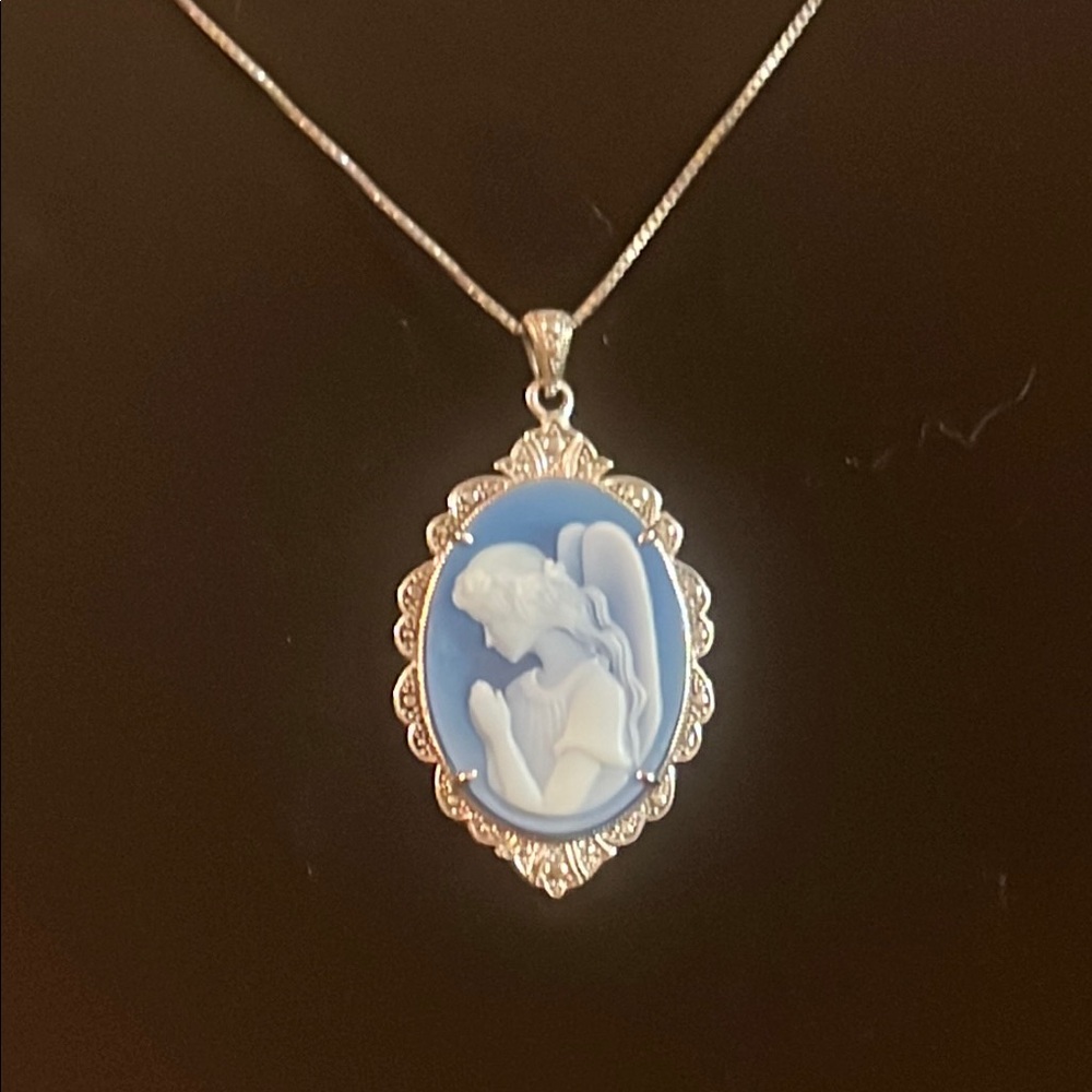 925 Silver and Blue Agate Cameo Pendant Necklace